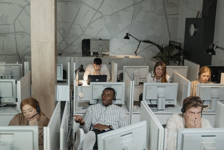 Renewal calling desk for an office supplies distributor